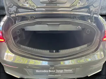 Mercedes-Benz CLE 200 Cabrio AMG Line