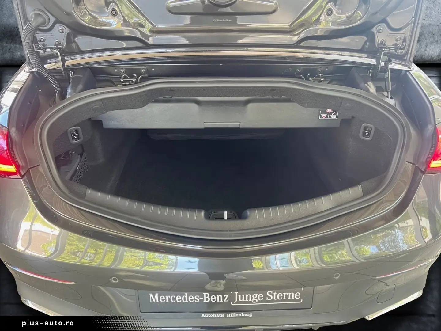 Mercedes-Benz CLE 200 Cabrio AMG Line