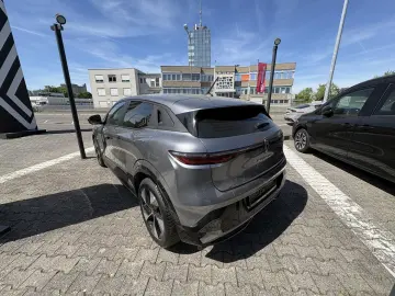 RENAULT Megane E-TECH EV60 220 Equilibre E-Tech