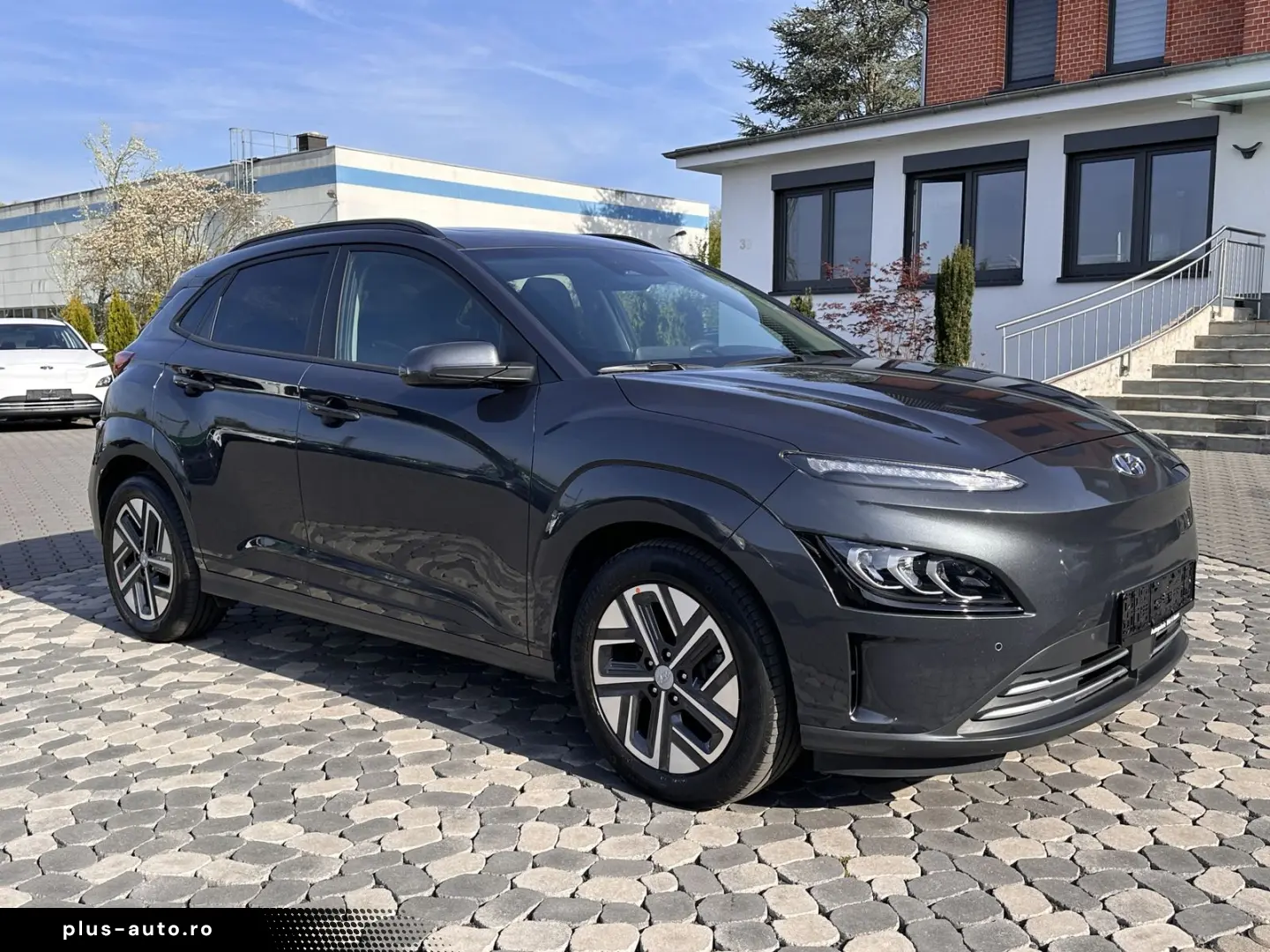 HYUNDAI Kona Elektro Trend LED PANO ACC HUD WÄMPU 64KWh
