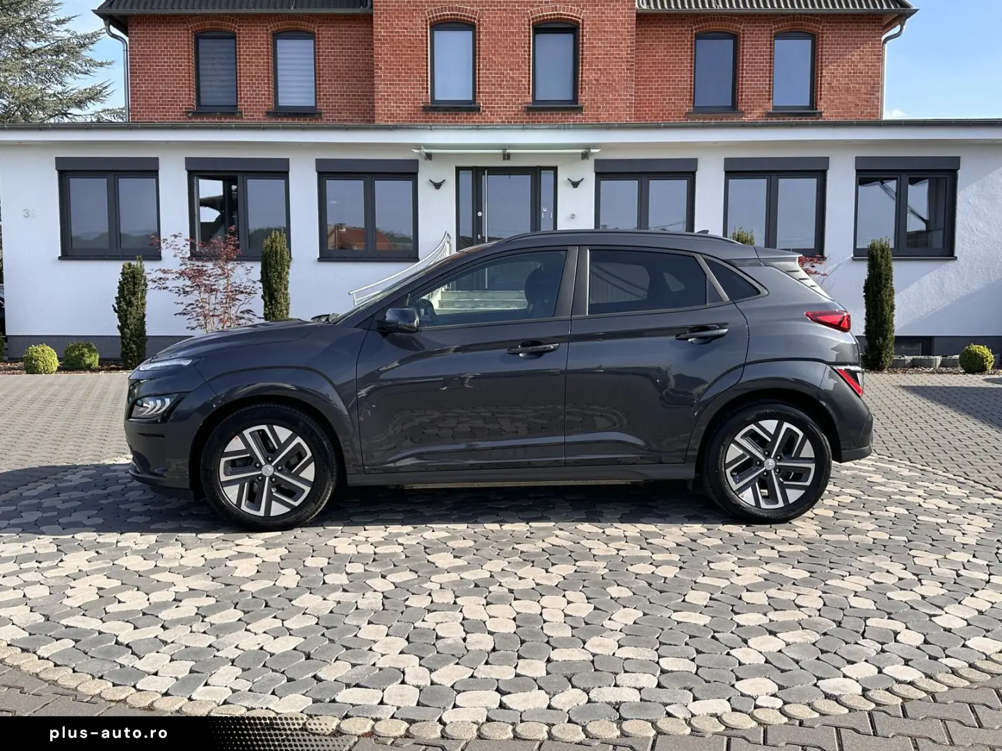 HYUNDAI Kona Elektro Trend LED PANO ACC HUD WÄMPU 64KWh
