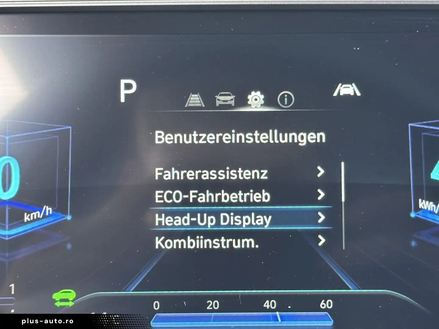 HYUNDAI Kona Elektro Trend LED PANO ACC HUD WÄMPU 64KWh