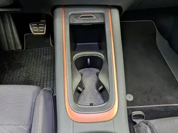 CUPRA Born 62kWh ACC LED virt.Cock. SHZ