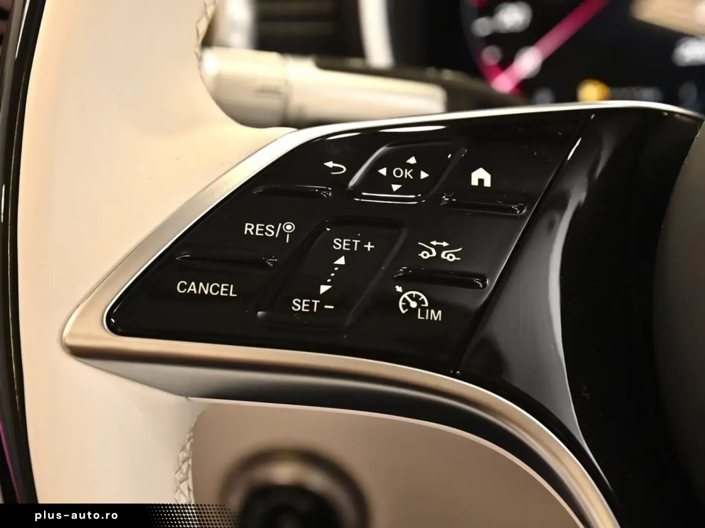 Mercedes-Benz SL 680 Maybach Monogram Series Pattern