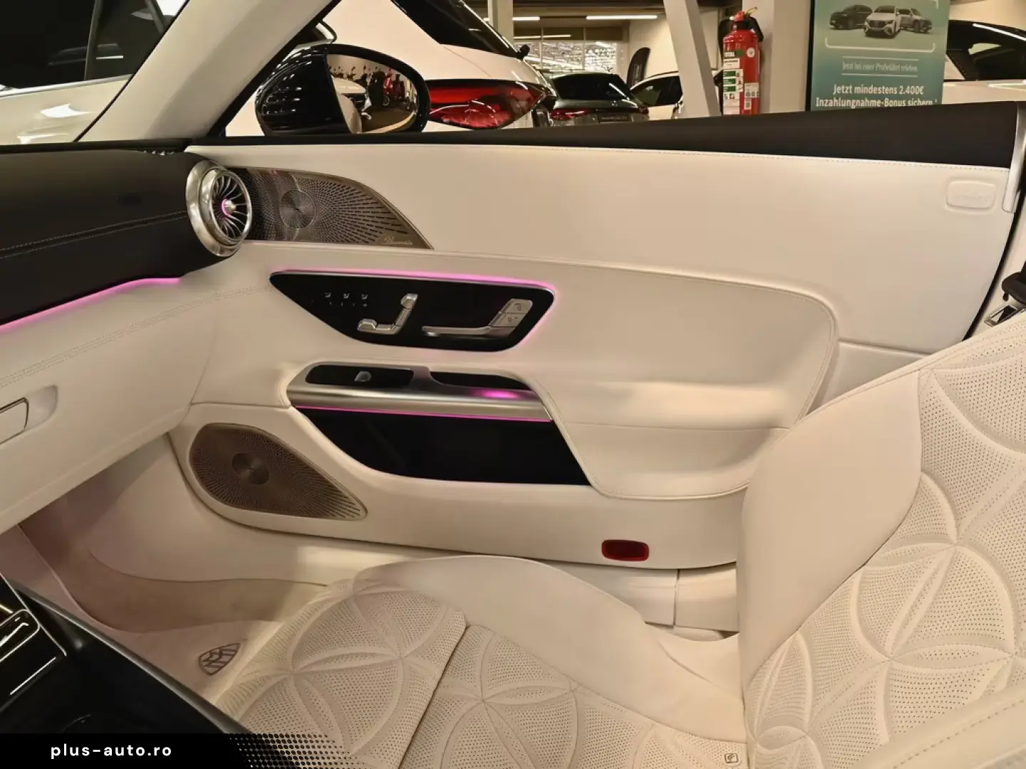 Mercedes-Benz SL 680 Maybach Monogram Series Pattern