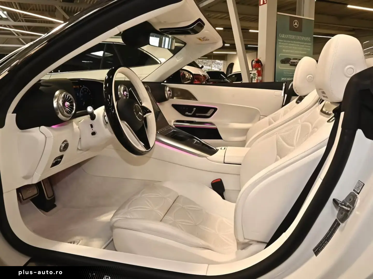 Mercedes-Benz SL 680 Maybach Monogram Series Pattern