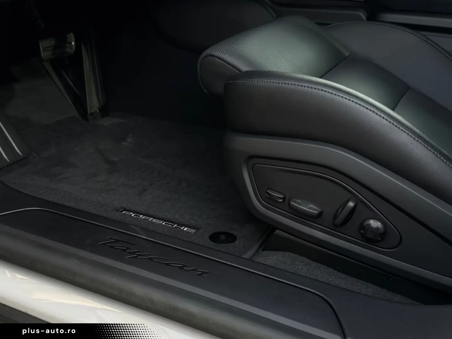 Porsche Taycan  MEM 360CAM TEMP PANO SHZ BOSE AERO