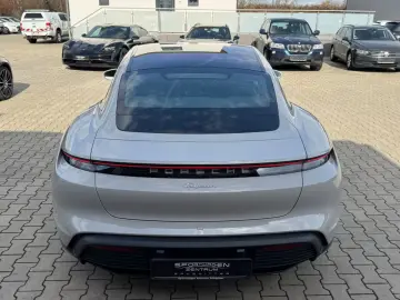 Porsche Taycan  MEM 360CAM TEMP PANO SHZ BOSE AERO
