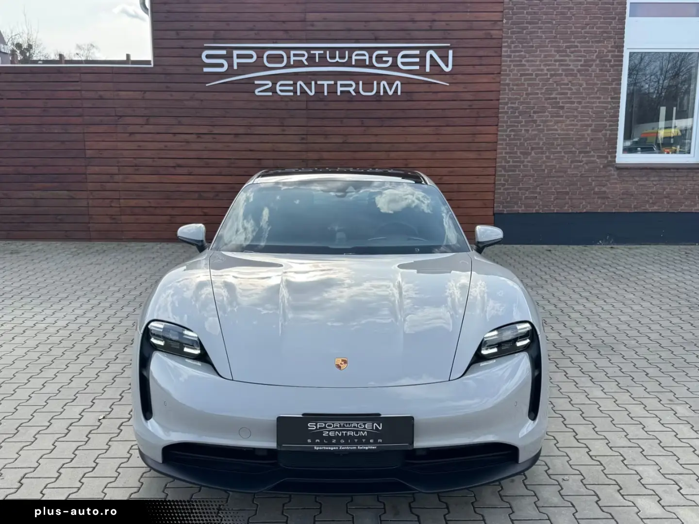 Porsche Taycan  MEM 360CAM TEMP PANO SHZ BOSE AERO