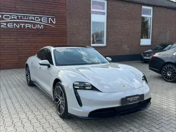 Porsche Taycan  MEM 360CAM TEMP PANO SHZ BOSE AERO