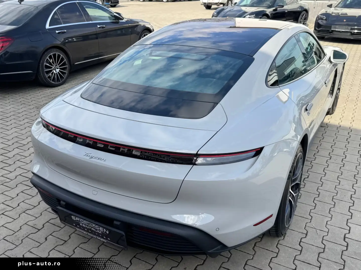 Porsche Taycan  MEM 360CAM TEMP PANO SHZ BOSE AERO
