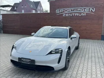 Porsche Taycan  MEM 360CAM TEMP PANO SHZ BOSE AERO