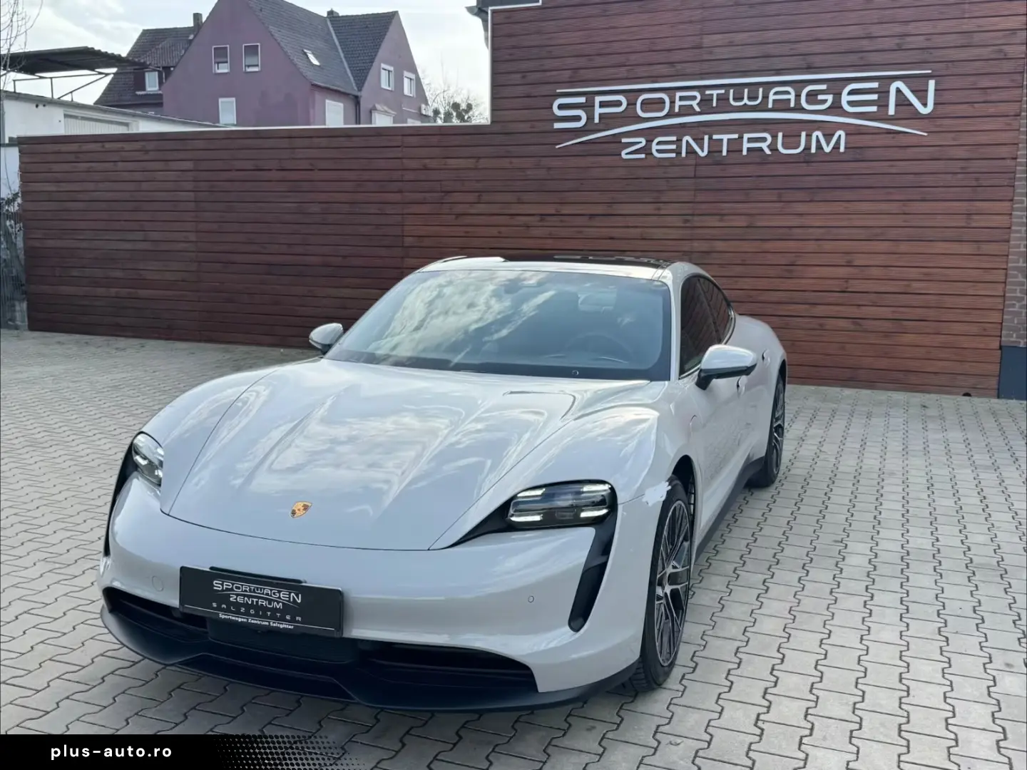 Porsche Taycan  MEM 360CAM TEMP PANO SHZ BOSE AERO