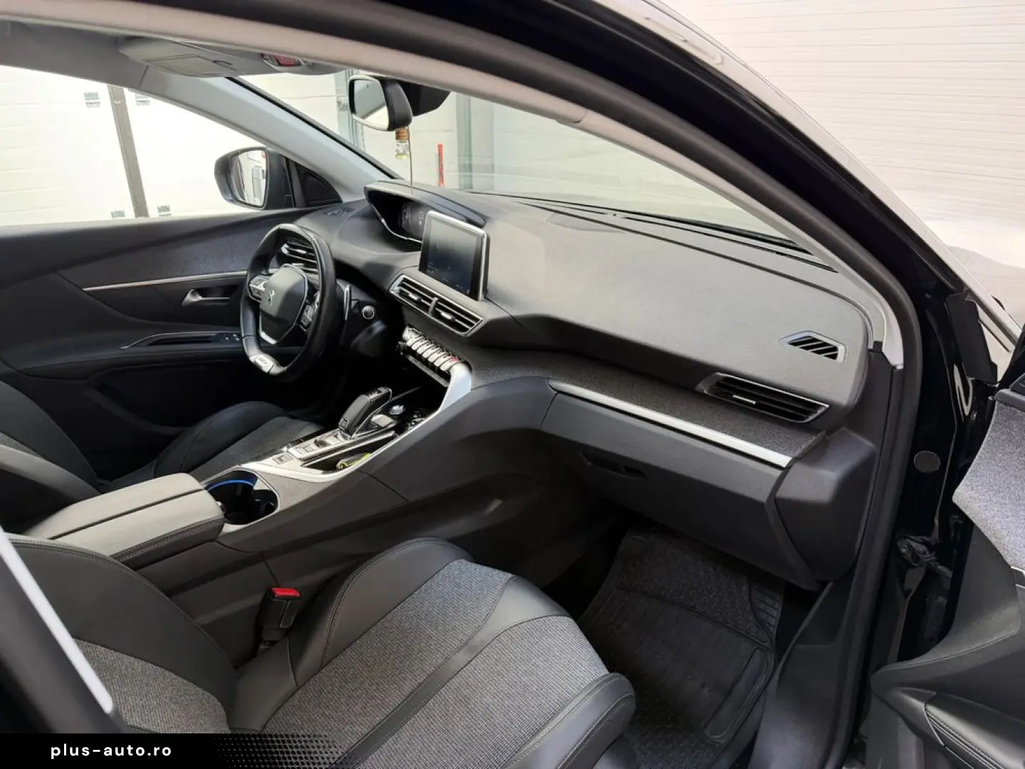 Peugeot 5008 PureTech 130 EAT8 Stop & Start GT
