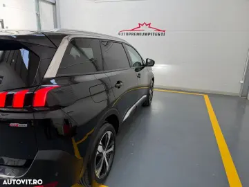 Peugeot 5008 PureTech 130 EAT8 Stop & Start GT