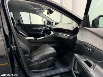 Peugeot 5008 PureTech 130 EAT8 Stop & Start GT