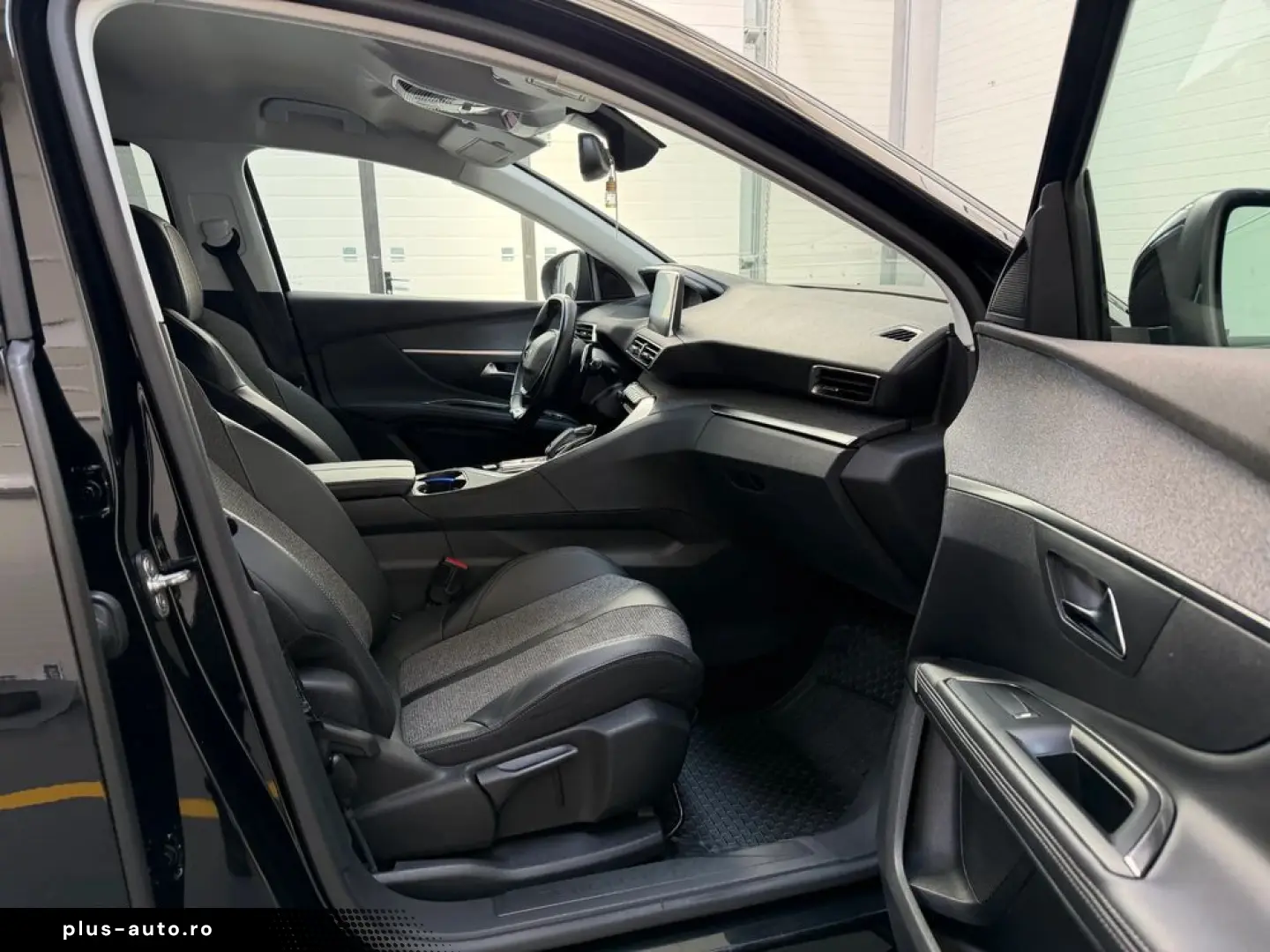 Peugeot 5008 PureTech 130 EAT8 Stop & Start GT