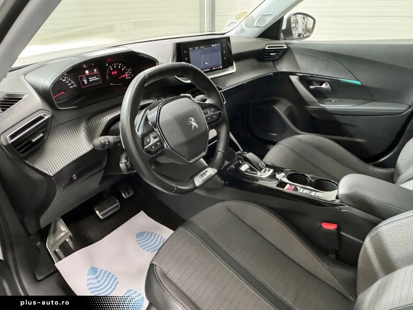 Peugeot 2008 1.5 BlueHDI EAT8 STT GT