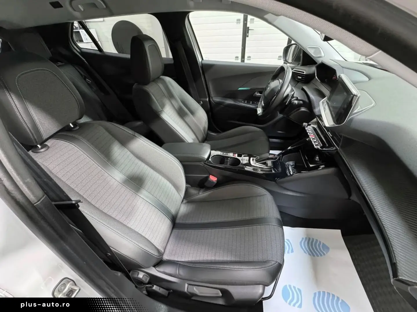 Peugeot 2008 1.5 BlueHDI EAT8 STT GT