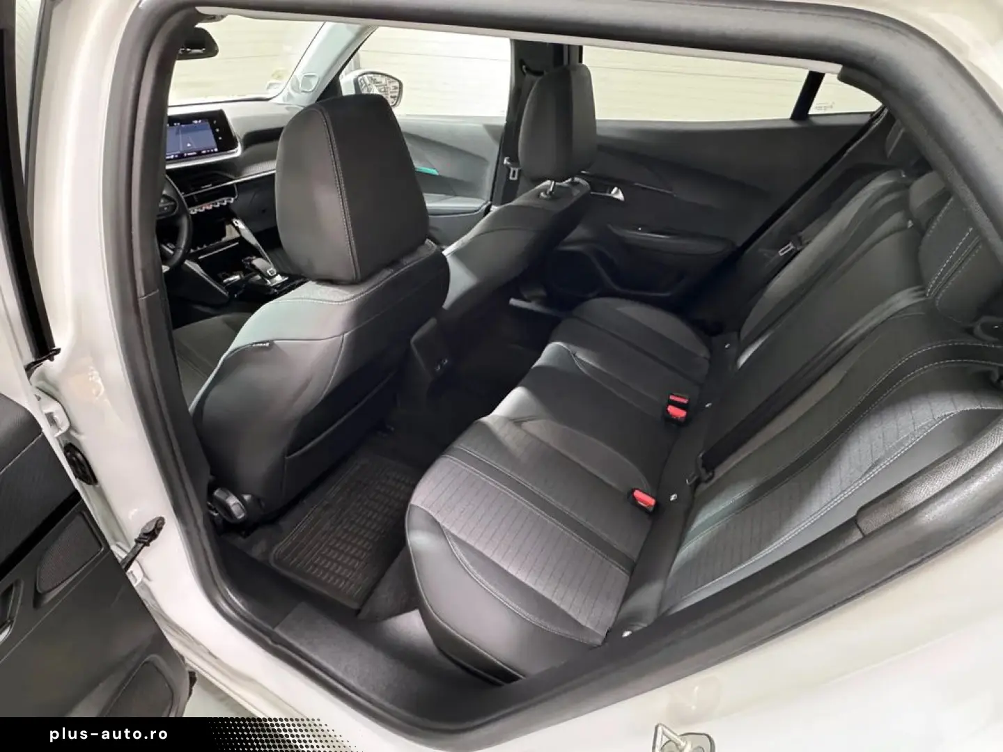Peugeot 2008 1.5 BlueHDI EAT8 STT GT