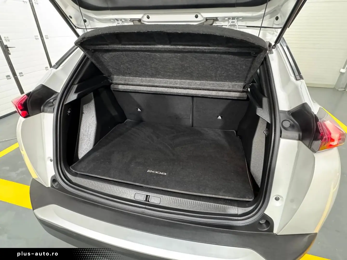 Peugeot 2008 1.5 BlueHDI EAT8 STT GT