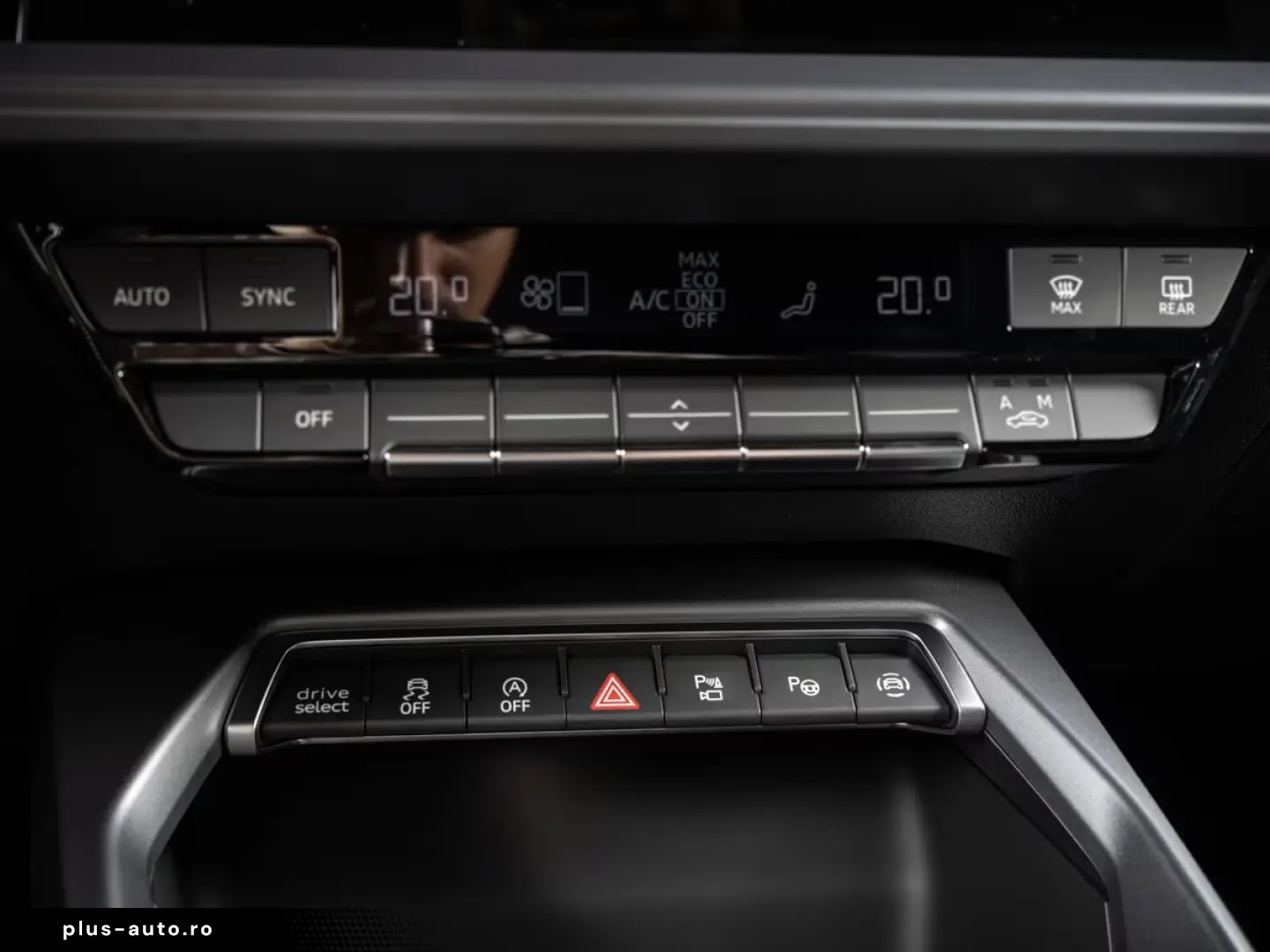 Audi RS3 2.5 TFSI Limousine quattro  MATRIX RS-SITZ K