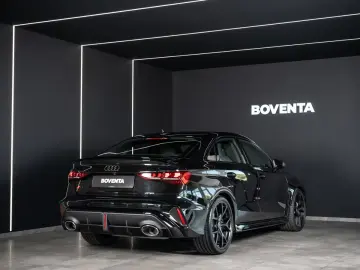 Audi RS3 2.5 TFSI Limousine quattro  MATRIX RS-SITZ K