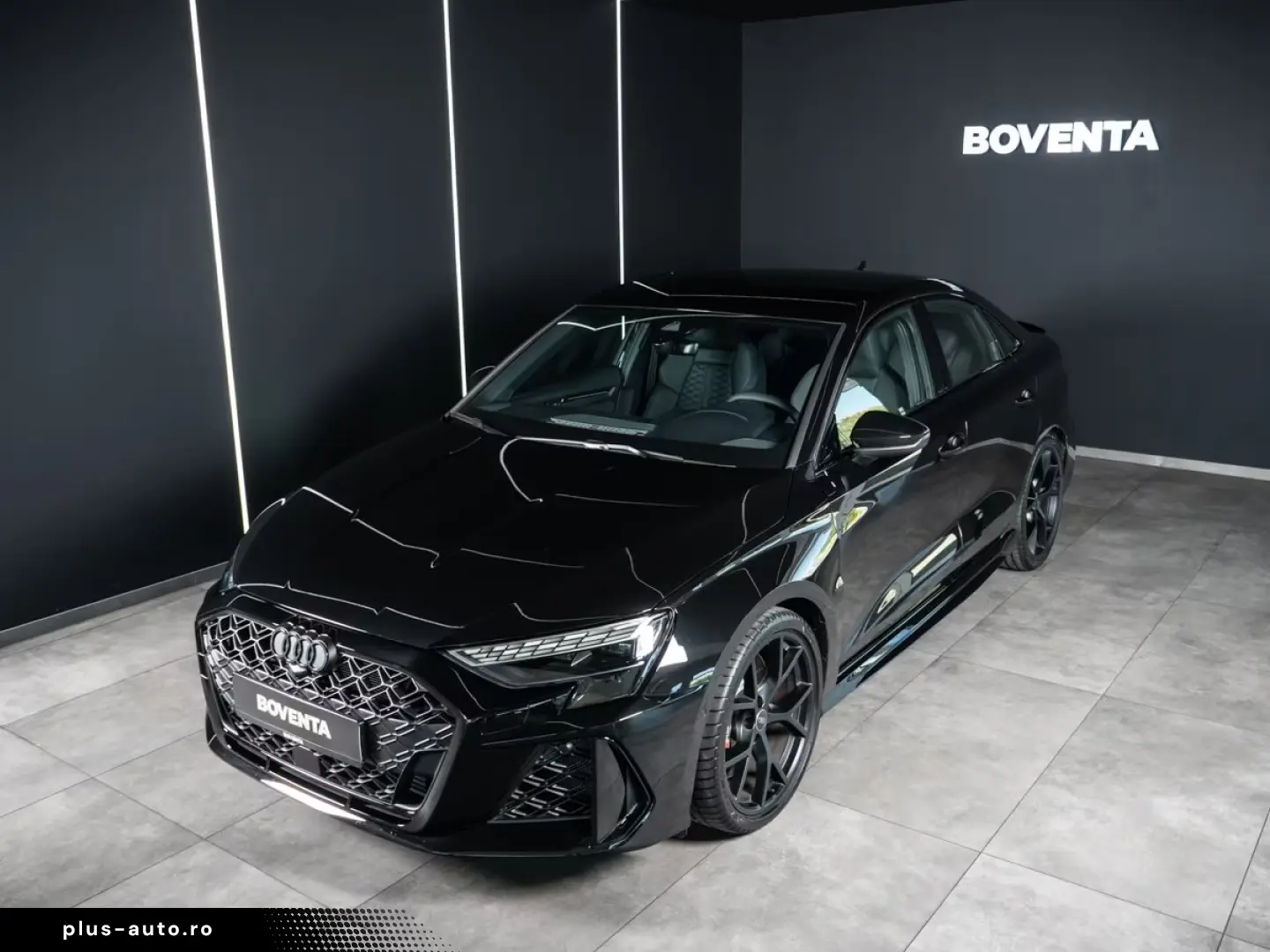 Audi RS3 2.5 TFSI Limousine quattro  MATRIX RS-SITZ K