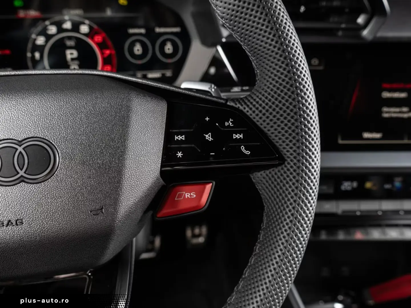 Audi RS3 2.5 TFSI Limousine quattro  MATRIX RS-SITZ K