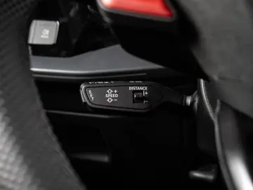 Audi RS3 2.5 TFSI Limousine quattro  MATRIX RS-SITZ K