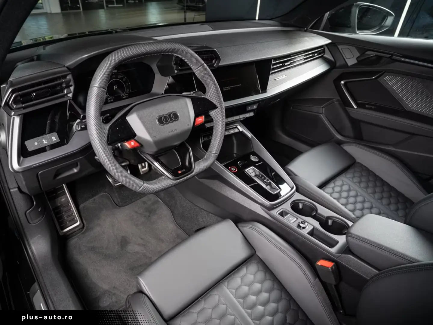 Audi RS3 2.5 TFSI Limousine quattro  MATRIX RS-SITZ K