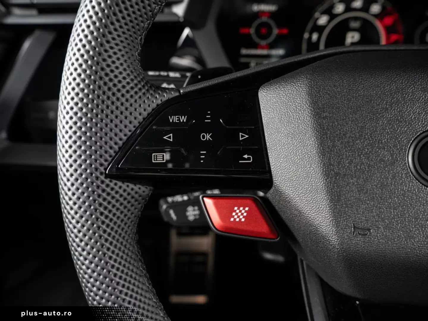 Audi RS3 2.5 TFSI Limousine quattro  MATRIX RS-SITZ K