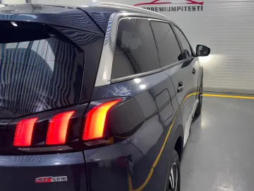 Peugeot 5008 1.5 BlueHDI s&s EAT8 GT-Line