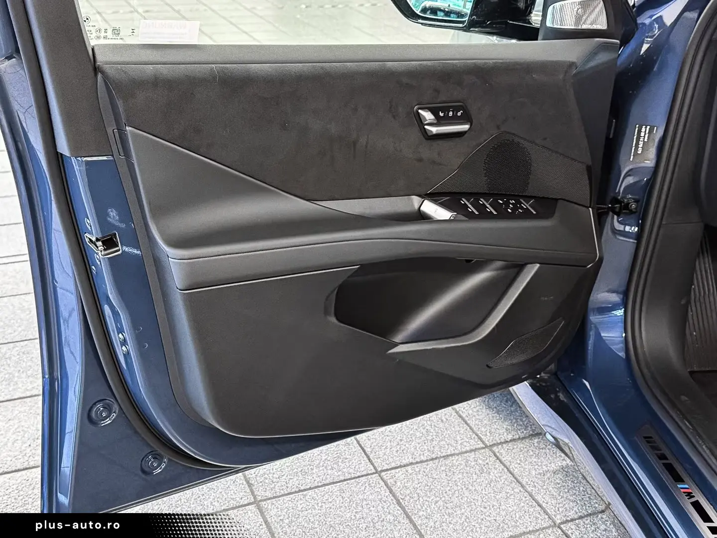 BMW iX3 50 xDr M Sport Pro 3D HUD Ic. Glow HK Pano