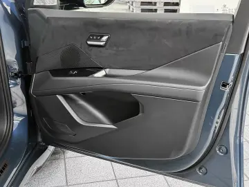 BMW iX3 50 xDr M Sport Pro 3D HUD Ic. Glow HK Pano