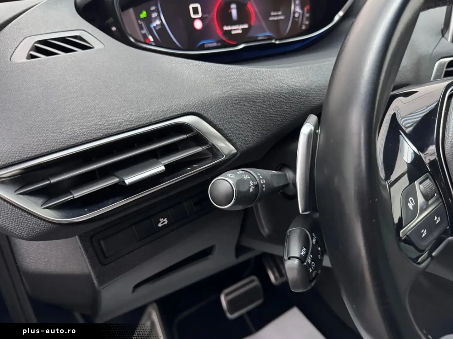 Peugeot 5008 1.5 BlueHDI s&s EAT8 GT-Line