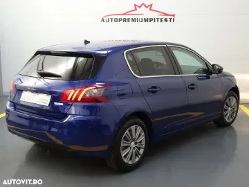 Peugeot 308 1.2 L PureTech Turbo S&S Allure