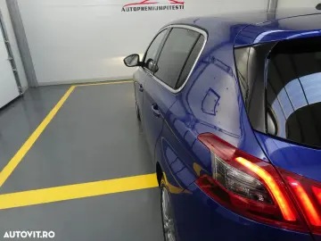 Peugeot 308 1.2 L PureTech Turbo S&S Allure