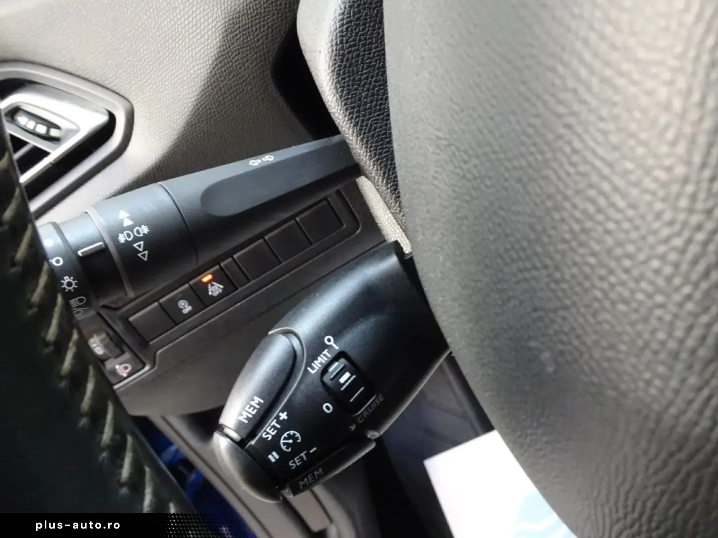 Peugeot 308 1.2 L PureTech Turbo S&S Allure