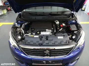 Peugeot 308 1.2 L PureTech Turbo S&S Allure