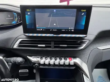 Peugeot 3008 PHEV 225 EAT8 GT
