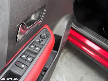 Citroën C4 BlueHDi 130 Stop&Start EAT8 SHINE