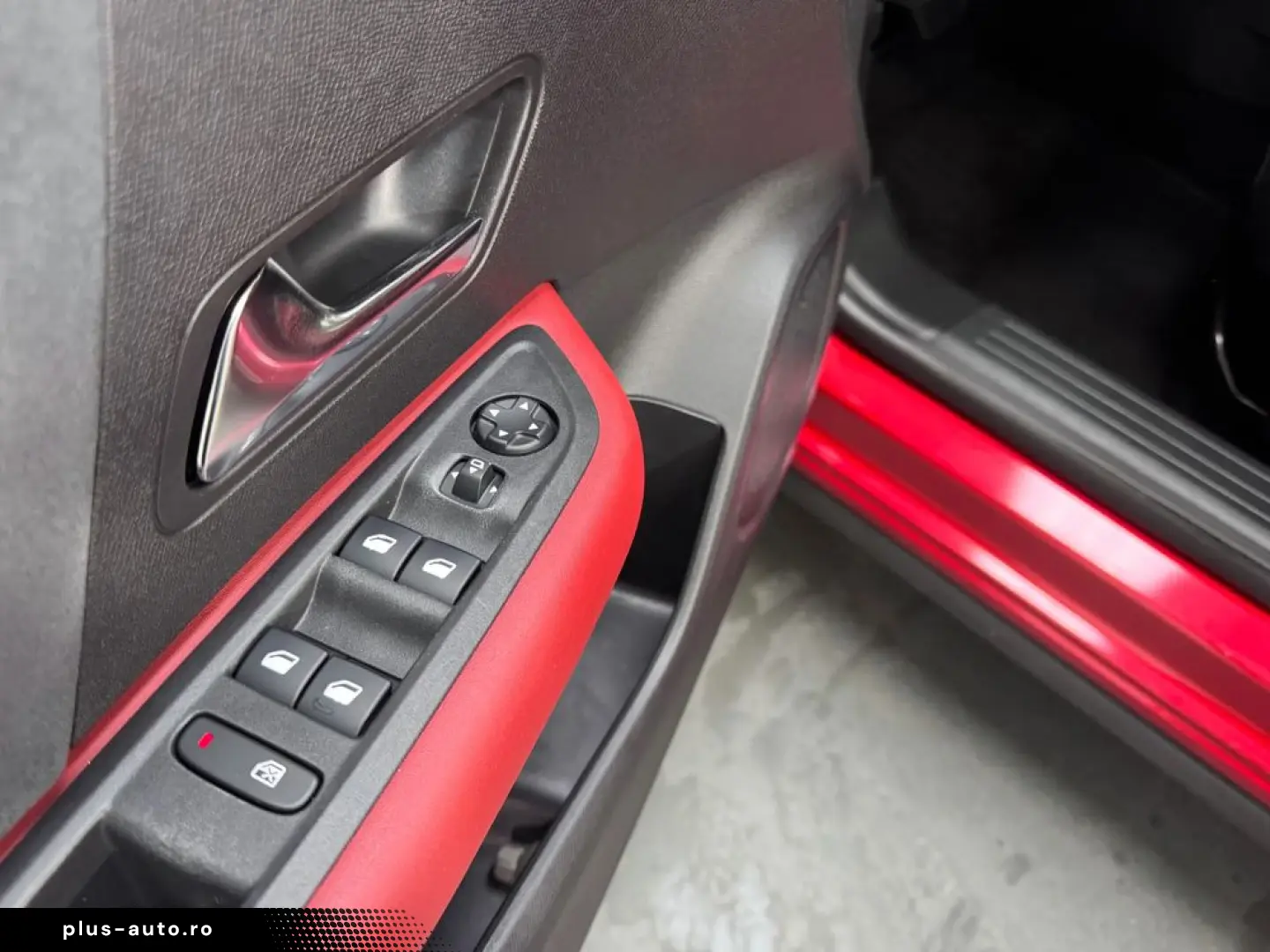 Citroën C4 BlueHDi 130 Stop&Start EAT8 SHINE