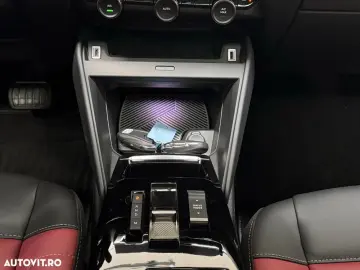 Citroën C4 BlueHDi 130 Stop&Start EAT8 SHINE