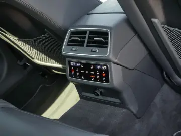 AUDI A6 Limousine 50 TDI qu. S line Matrix Pano HuD