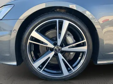 AUDI A6 Limo 50 TFSIe qu. S tronic S line Matrix ACC