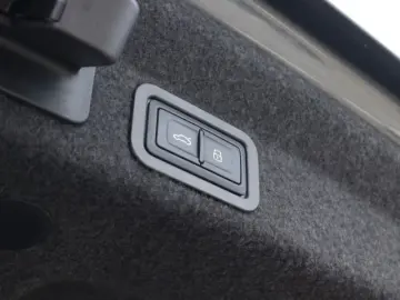 AUDI A6 Limousine S line 50 TFSI e quattro  0 5% PANO