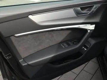 AUDI A6 Limousine S line 50 TFSI e quattro  0 5% PANO