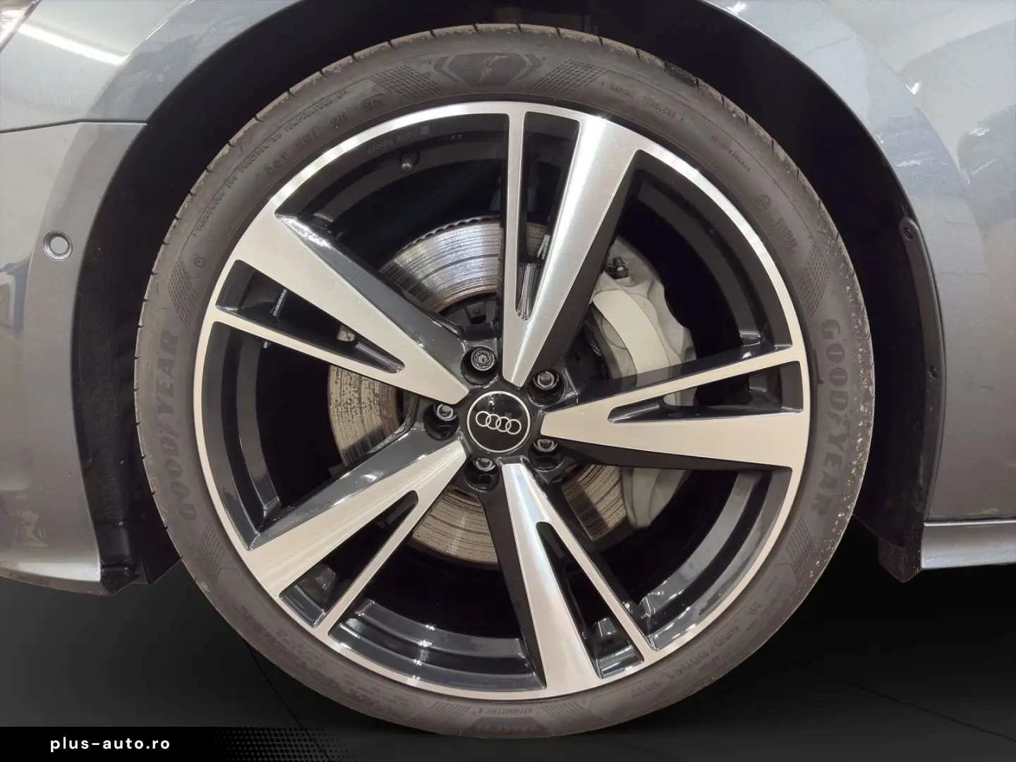 AUDI A6 Lim. 50 TFSIe qu. S line AHK Pano Matrix LM 2