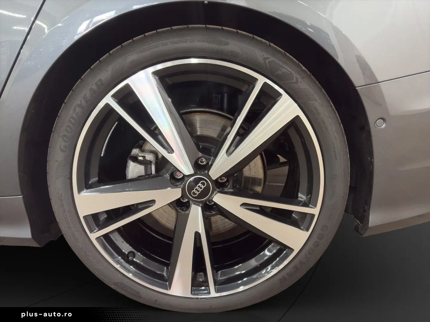 AUDI A6 Lim. 50 TFSIe qu. S line AHK Pano Matrix LM 2